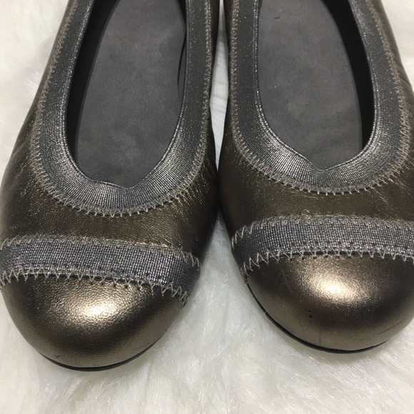 Stuart Weitzman Metallic Leather Ballet Flats 8 - Picture 2 of 7